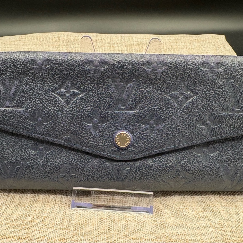 LV Sarah Wallet – Navy Empreinte Classic